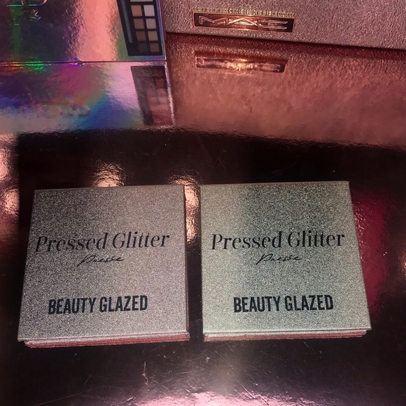 • Beautiful brand new pressed eyeshadow glitter • - Picture 8 of 8